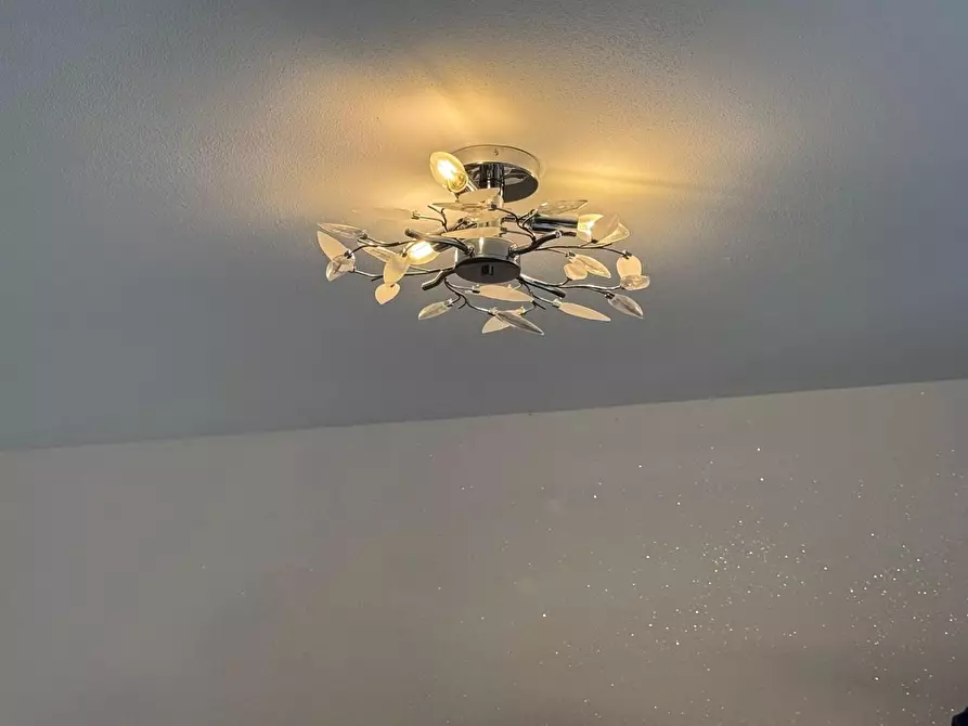 Immagine 22 di Appartamento in vendita  a Carrara