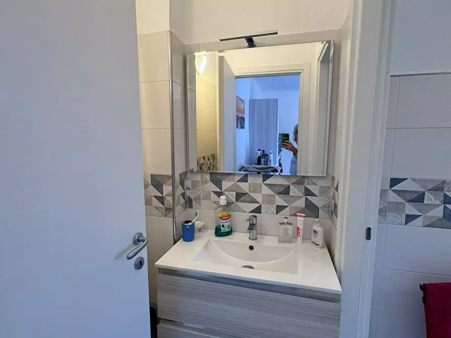 Immagine 16 di Appartamento in vendita  a Carrara