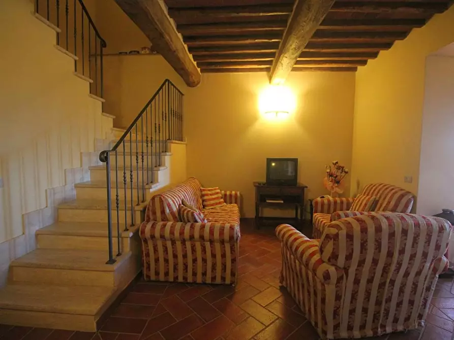 Immagine 3 di Appartamento in affitto  a Siena