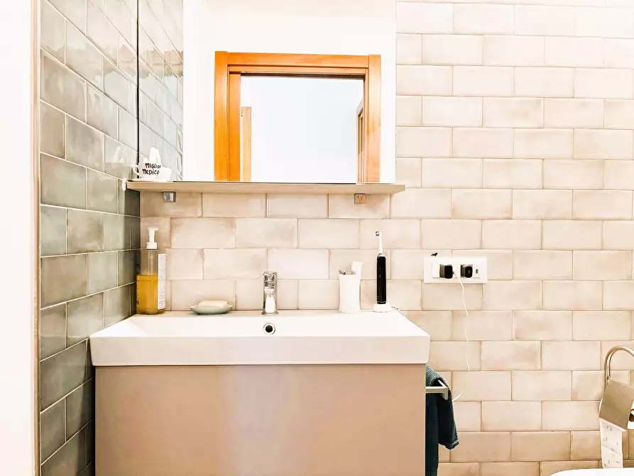 Immagine 12 di Appartamento in vendita  a Empoli