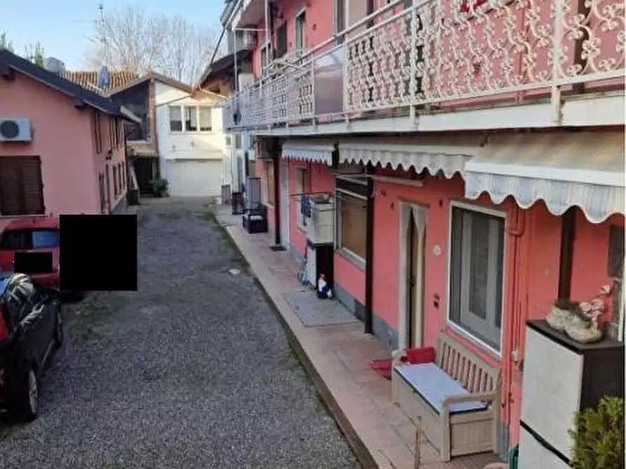 Immagine 2 di Appartamento in vendita  a Parabiago