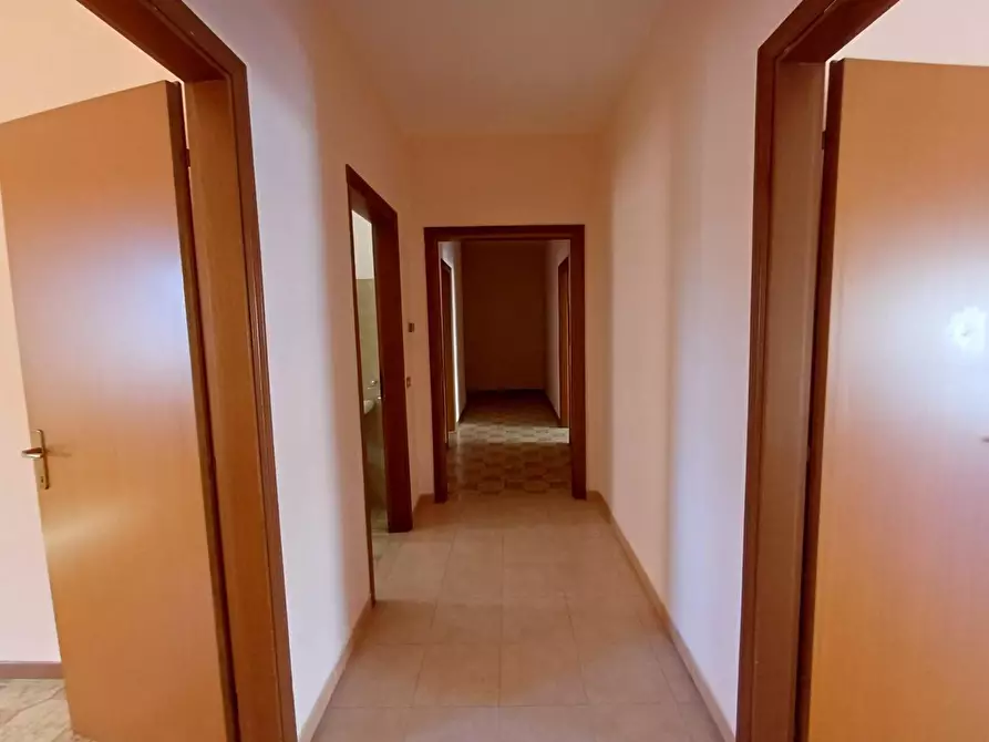 Immagine 21 di Appartamento in vendita  a Massafra