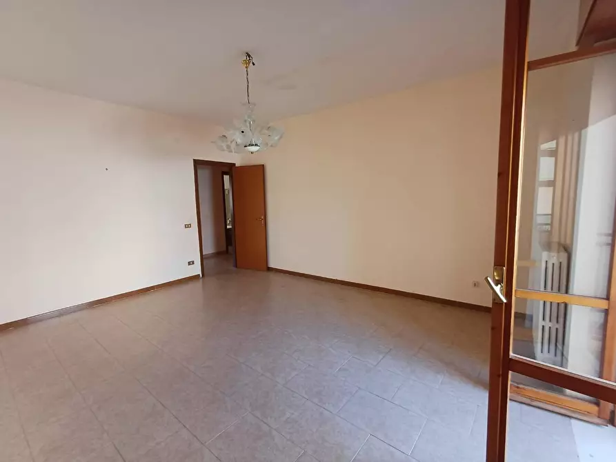 Immagine 19 di Appartamento in vendita  a Massafra