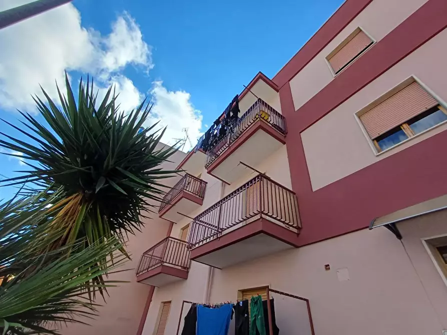 Immagine 1 di Appartamento in vendita  a Massafra