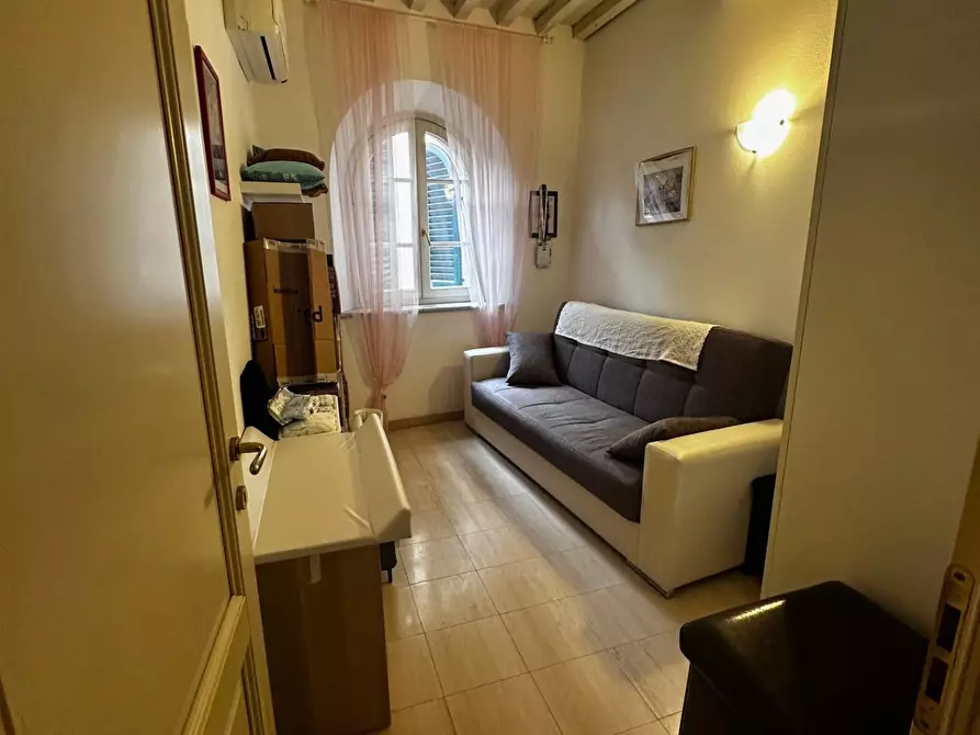 Immagine 12 di Appartamento in vendita  a Pisa