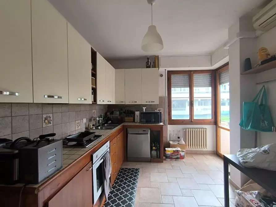 Immagine 5 di Appartamento in affitto  a Pisa