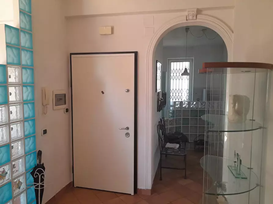 Immagine 4 di Appartamento in affitto  a Livorno