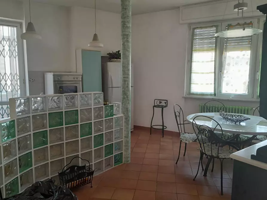 Immagine 13 di Appartamento in affitto  a Livorno