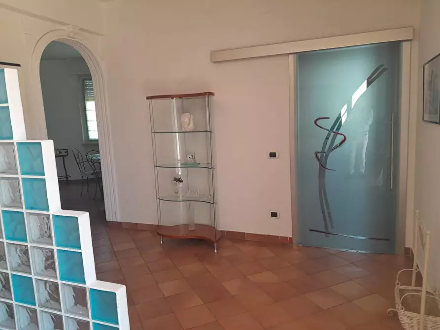 Immagine 5 di Appartamento in affitto  a Livorno