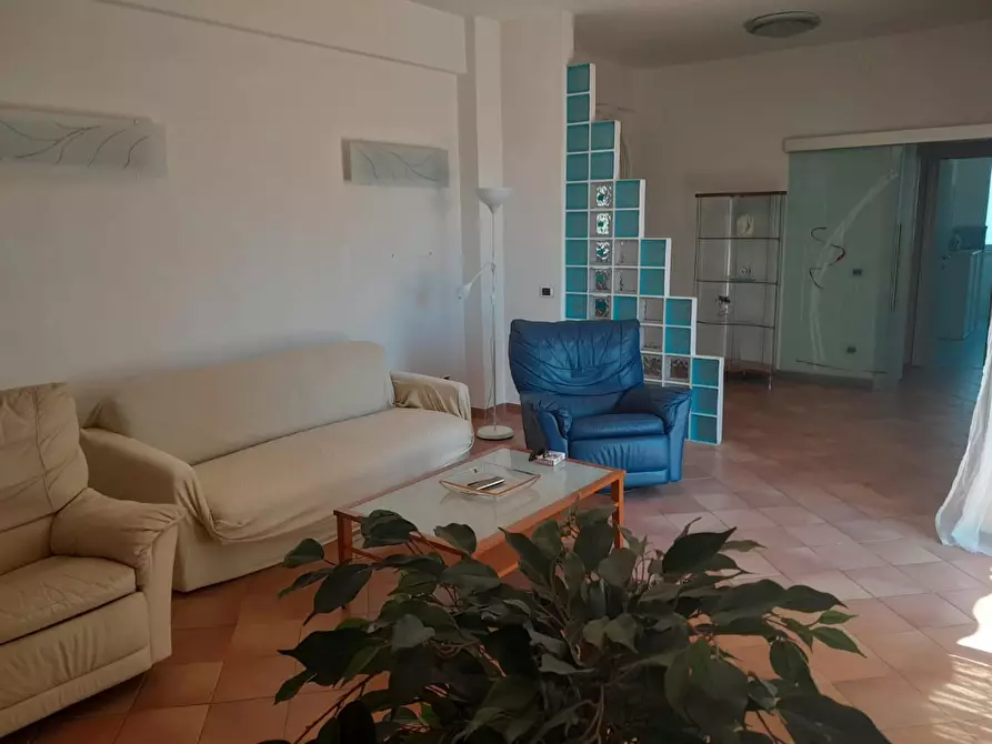 Immagine 6 di Appartamento in affitto  a Livorno