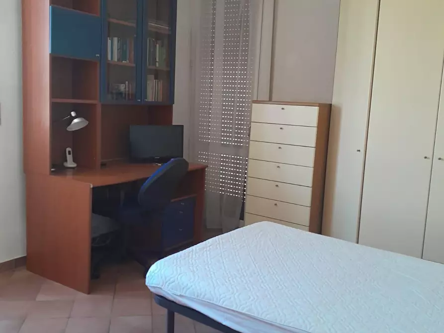 Immagine 17 di Appartamento in affitto  a Livorno