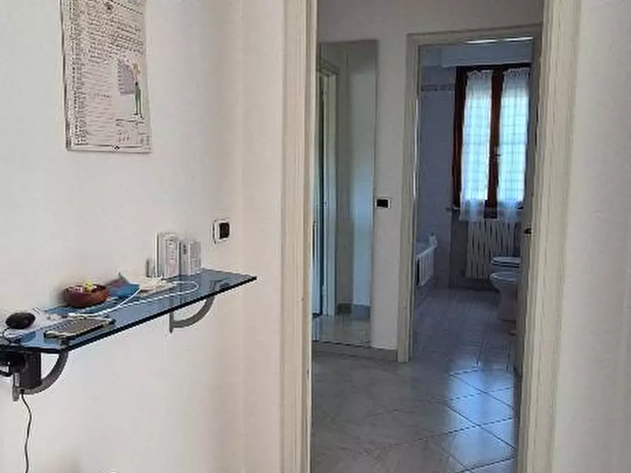 Immagine 11 di Appartamento in vendita  a Cascina