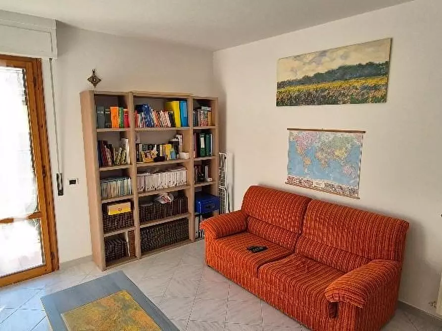 Immagine 4 di Appartamento in vendita  a Cascina