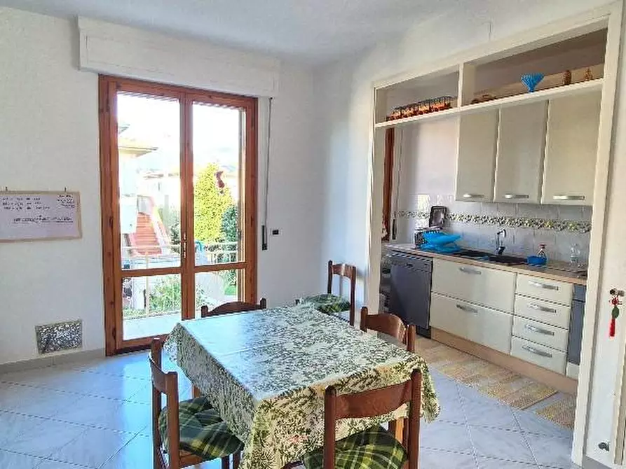 Immagine 13 di Appartamento in vendita  a Cascina