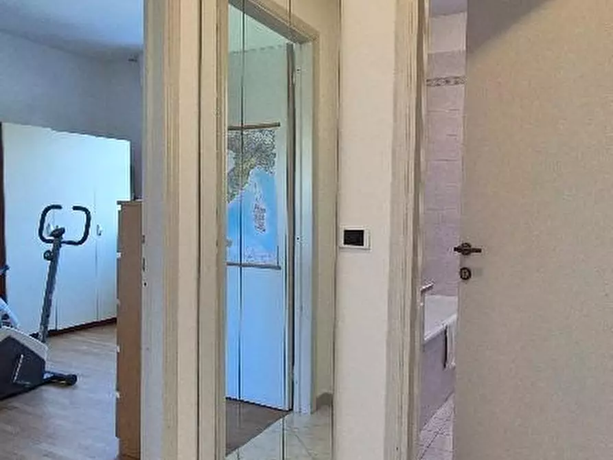 Immagine 17 di Appartamento in vendita  a Cascina