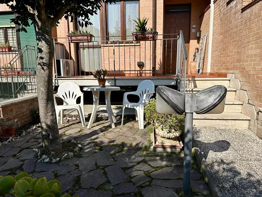 Immagine 3 di Terratetto in vendita  a Siena