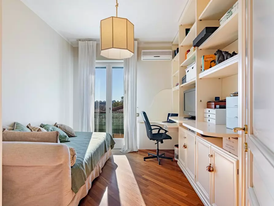 Immagine 16 di Mansarda in vendita  a Pisa