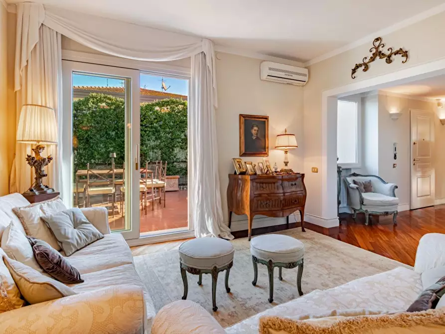 Immagine 1 di Mansarda in vendita  a Pisa