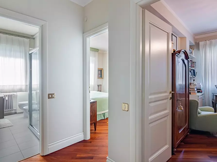 Immagine 23 di Mansarda in vendita  a Pisa