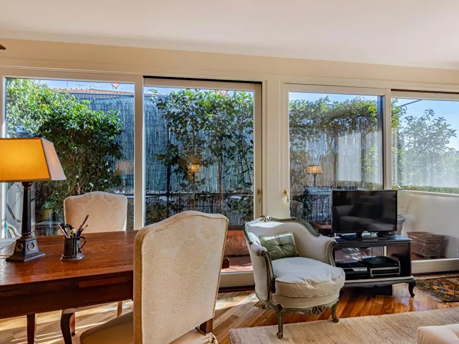 Immagine 14 di Mansarda in vendita  a Pisa