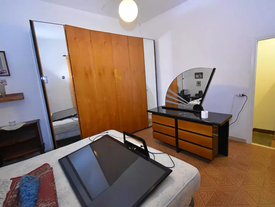 Immagine 27 di Terratetto in vendita  a Vecchiano