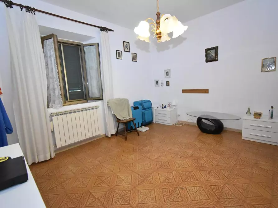 Immagine 19 di Terratetto in vendita  a Vecchiano