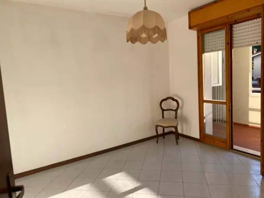 Immagine 5 di Appartamento in vendita  a Viareggio