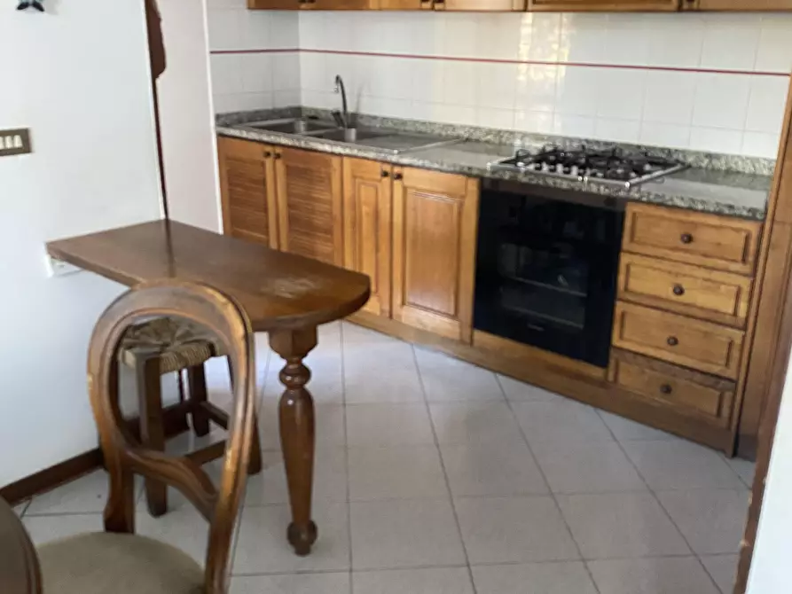 Immagine 14 di Appartamento in vendita  a Viareggio