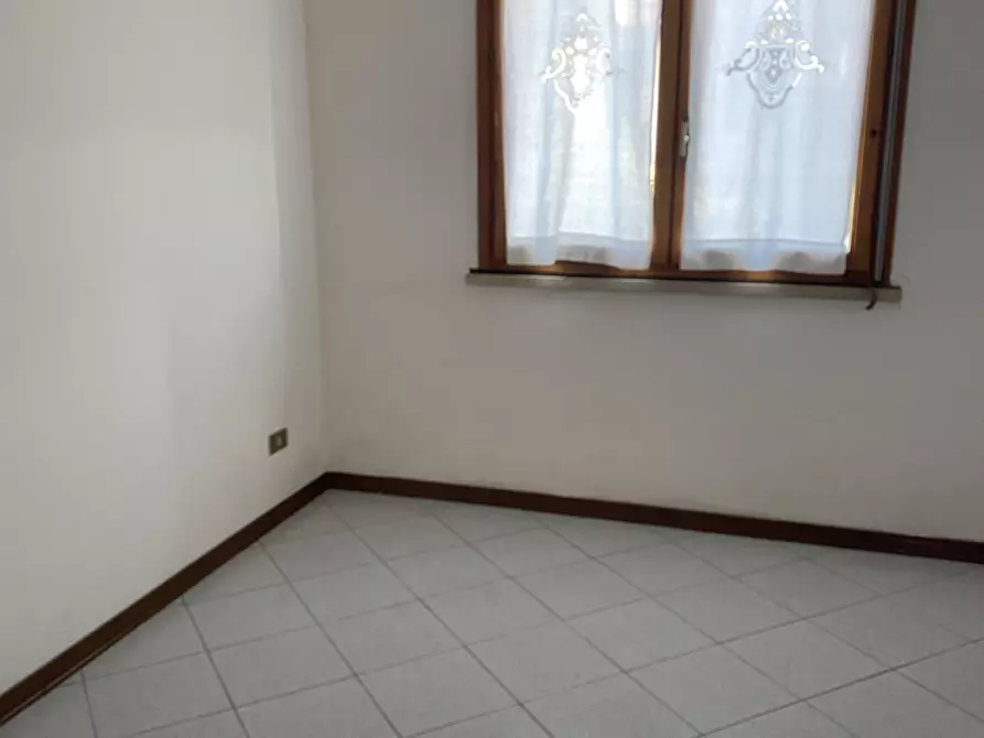 Immagine 11 di Appartamento in vendita  a Viareggio