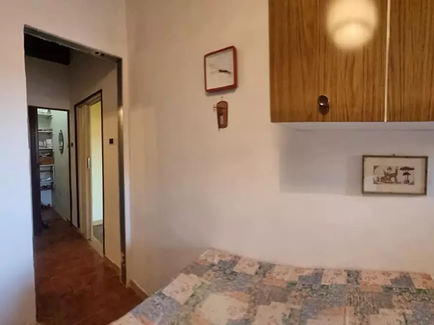 Immagine 10 di Appartamento in vendita  a Livorno