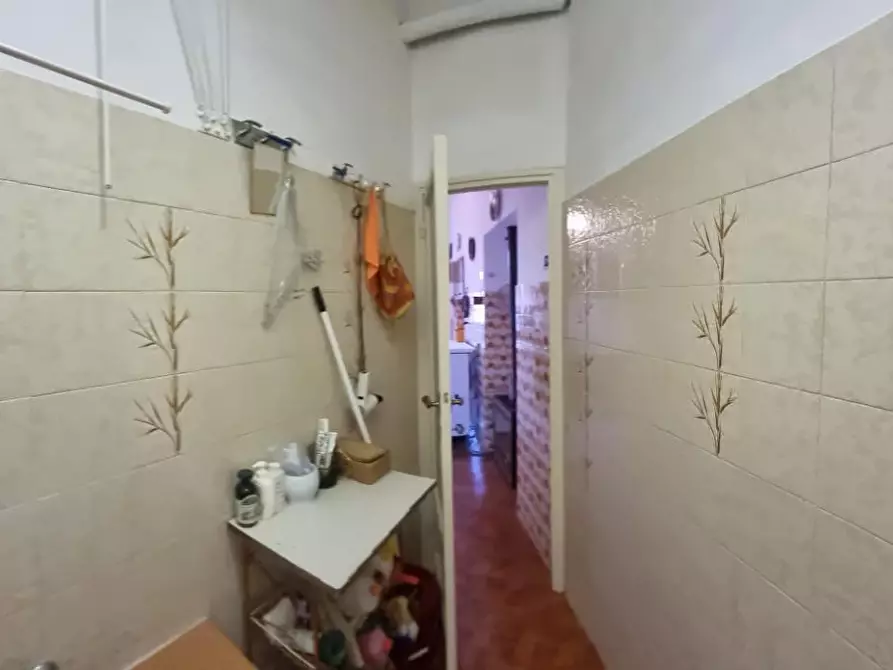 Immagine 18 di Appartamento in vendita  a Livorno