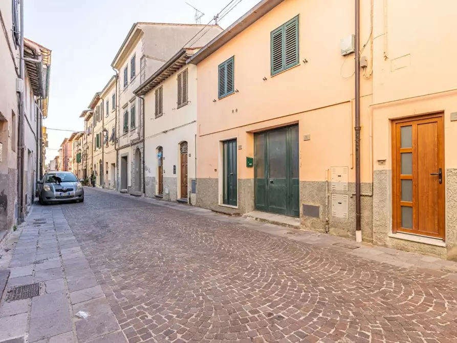 Immagine 25 di Terratetto in vendita  a Cascina