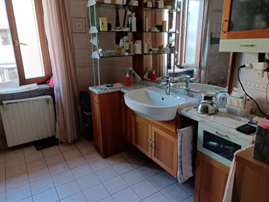 Immagine 6 di Appartamento in vendita  a Trofarello