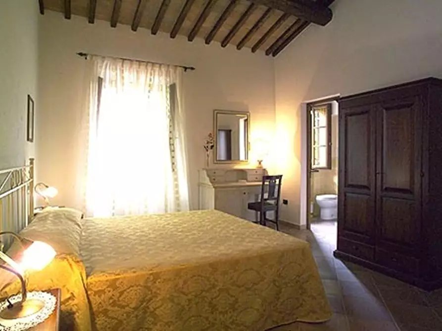 Immagine 10 di Appartamento in vendita  a Certaldo