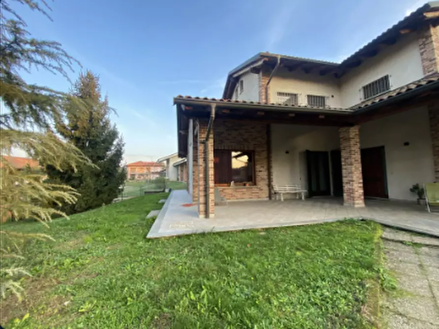 Immagine 2 di Villa in vendita  a Riva Presso Chieri