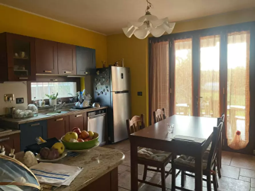 Immagine 4 di Villa in vendita  a Riva Presso Chieri