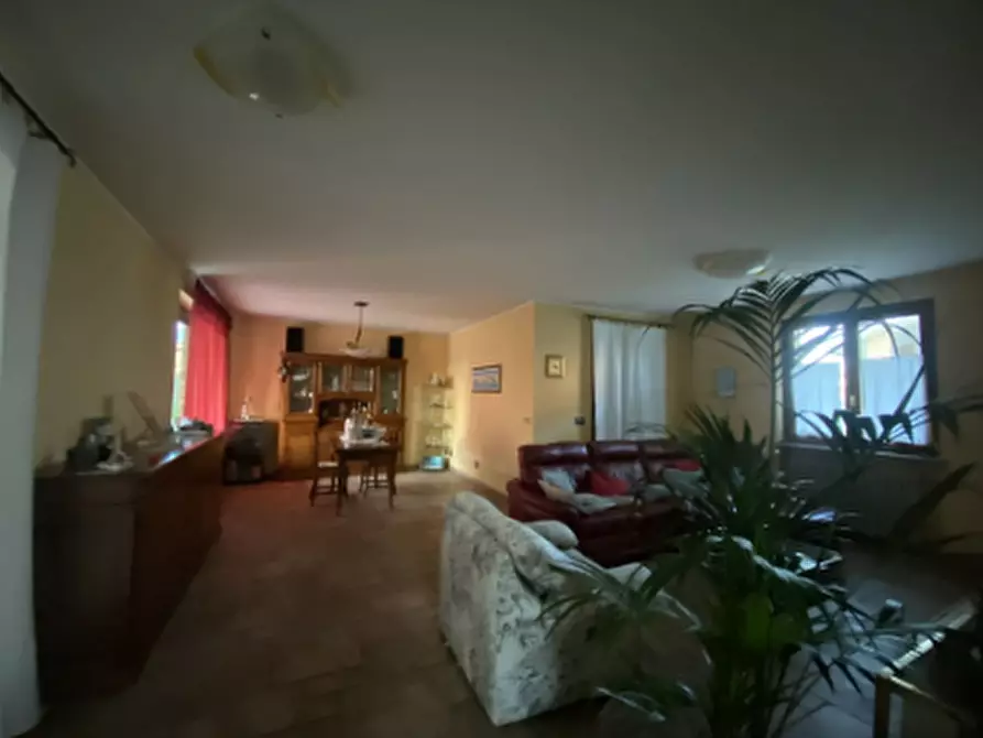 Immagine 3 di Villa in vendita  a Riva Presso Chieri