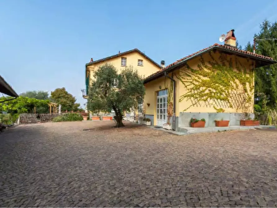 Immagine 7 di Villa in vendita  a Torino