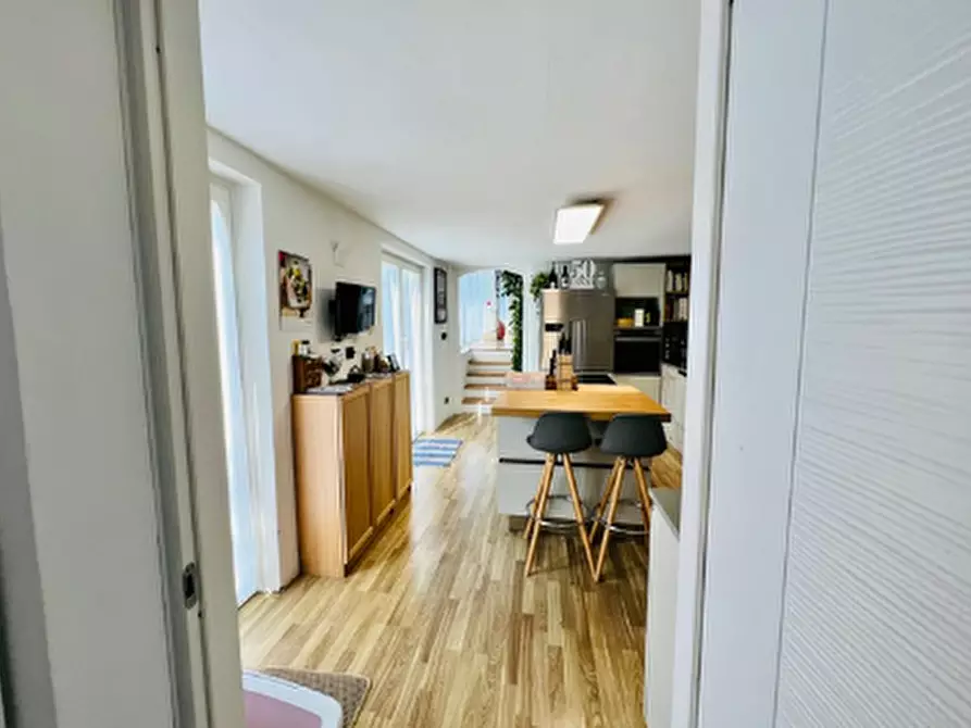 Immagine 15 di Villa in vendita  a Torino