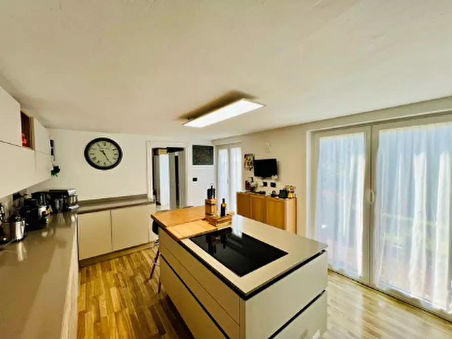 Immagine 14 di Villa in vendita  a Torino