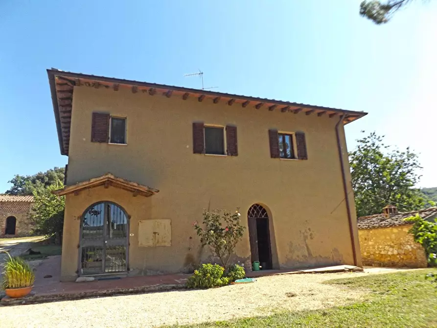 Immagine 23 di Casa colonica in vendita  a Sovicille