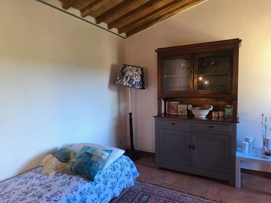 Immagine 34 di Casa colonica in vendita  a Sovicille