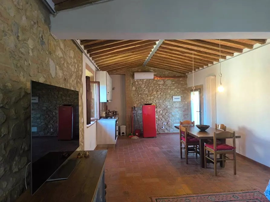 Immagine 33 di Casa colonica in vendita  a Sovicille