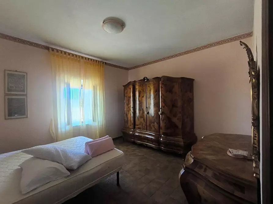 Immagine 61 di Casa colonica in vendita  a Sovicille