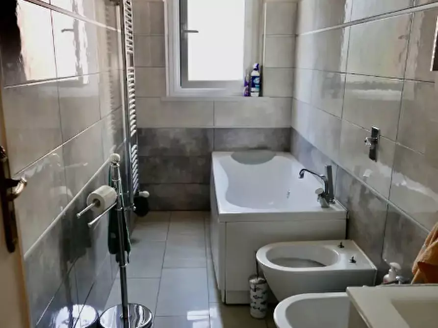 Immagine 7 di Appartamento in vendita  a Torino