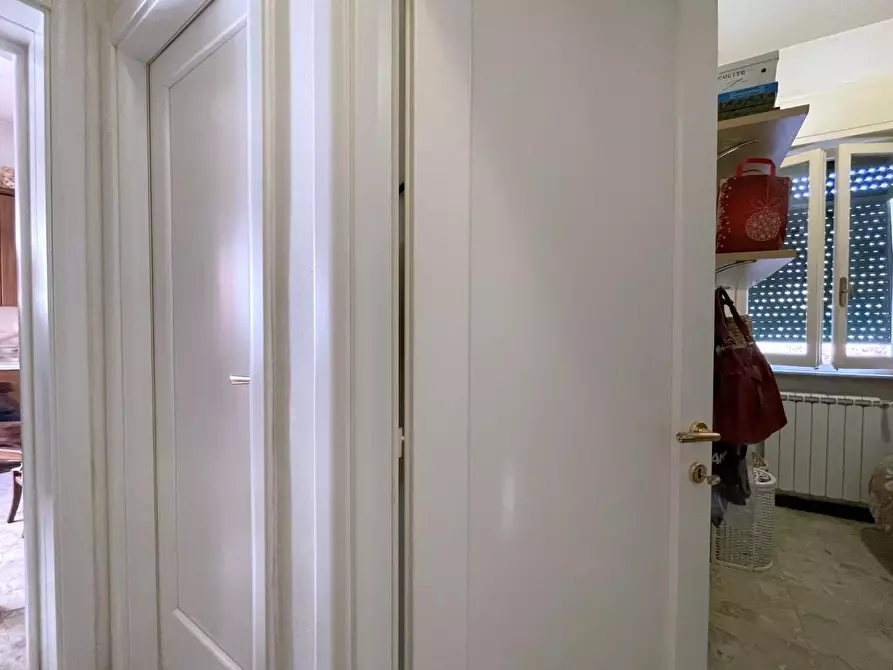 Immagine 13 di Appartamento in vendita  a Camaiore