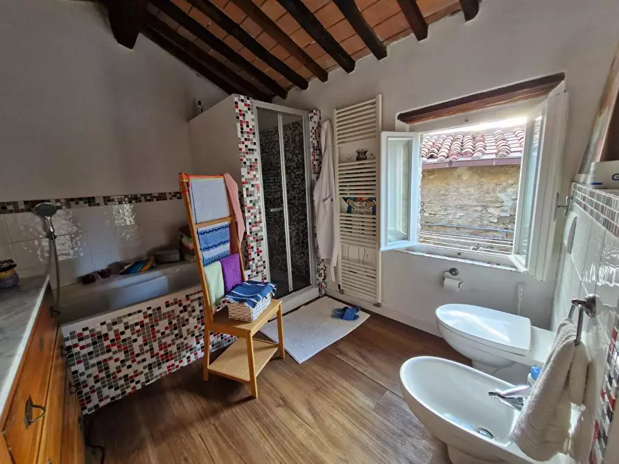 Immagine 29 di Appartamento in vendita  a Campiglia Marittima