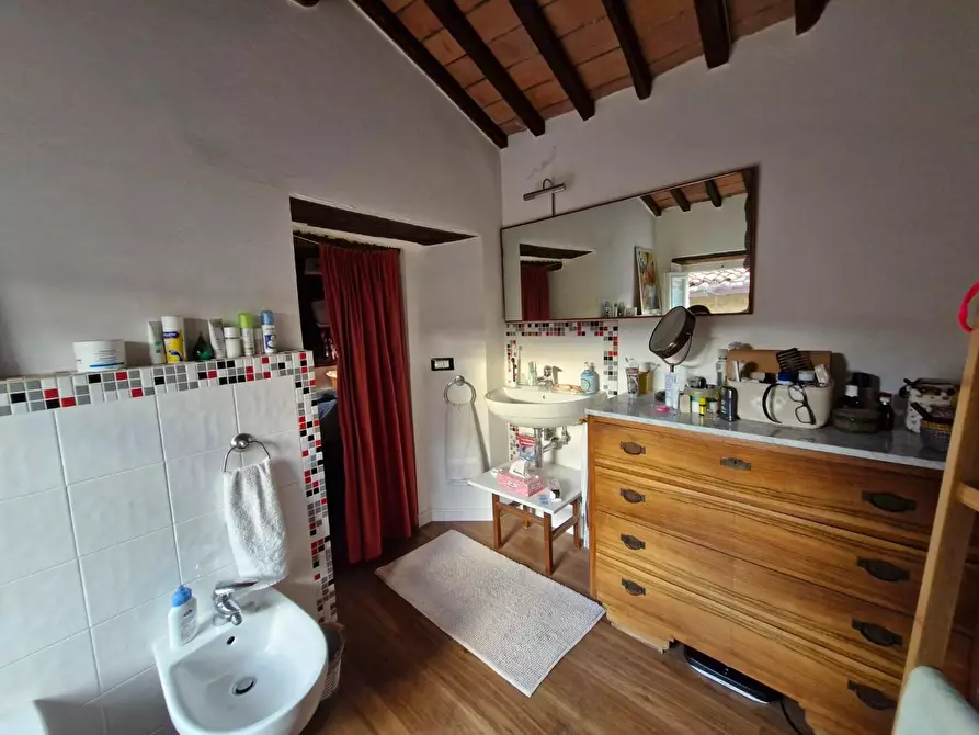 Immagine 30 di Appartamento in vendita  a Campiglia Marittima