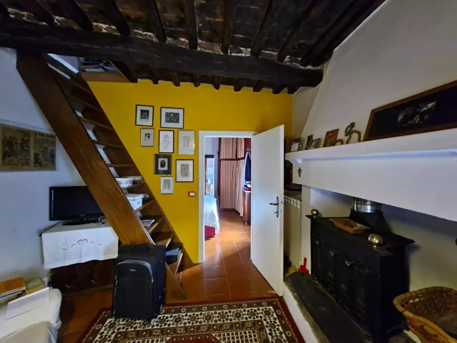 Immagine 39 di Appartamento in vendita  a Campiglia Marittima