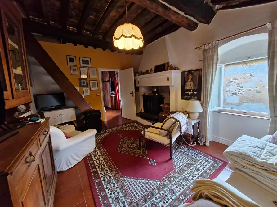 Immagine 26 di Appartamento in vendita  a Campiglia Marittima